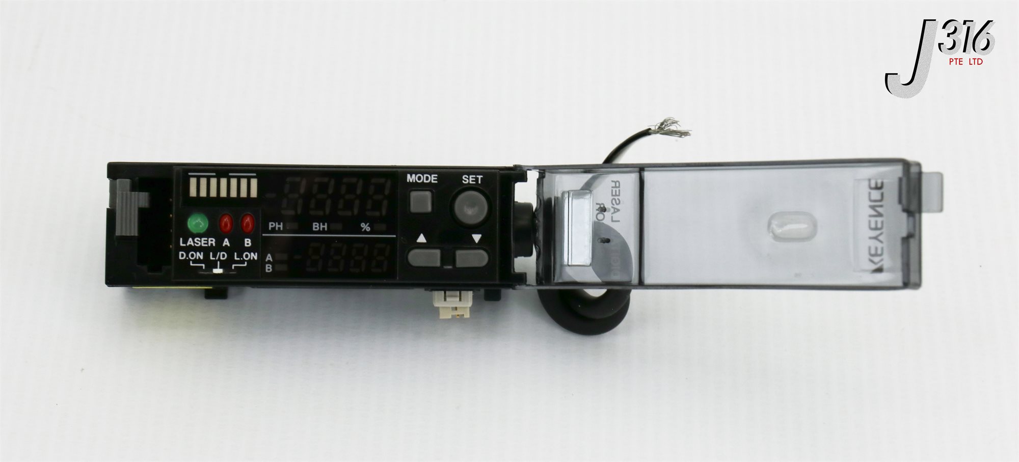 20600 KEYENCE DIGITAL LASER SENSOR LV-22A | eBay
